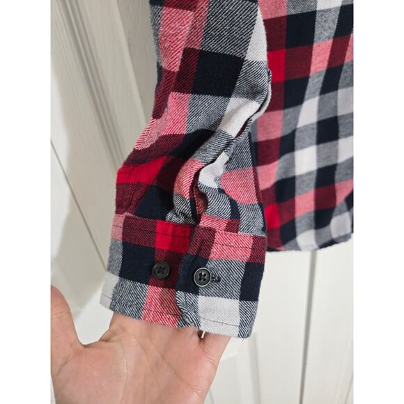 Croft and barrow small men's plaid long sleeve flannel button up shirt - Picture 3 of 9